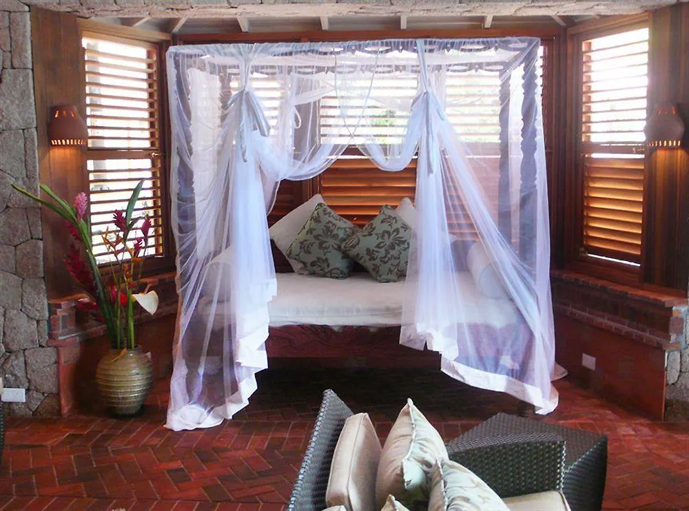 Caille Blanc Villa Soufriere