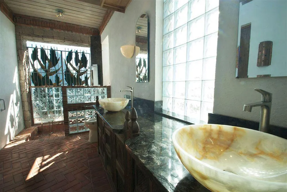 Caille Blanc Villa Soufriere Bed & Breakfast