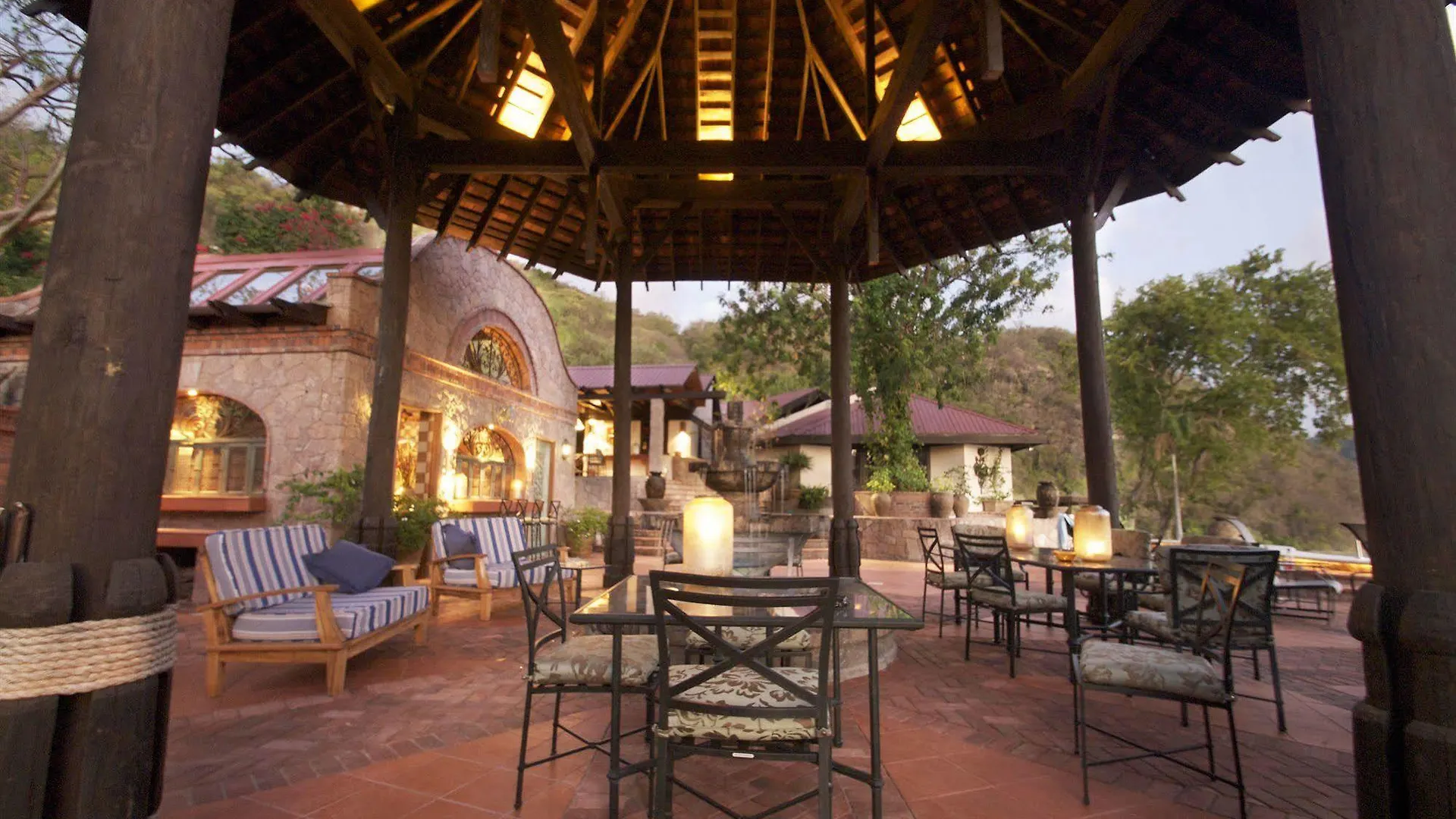 Caille Blanc Villa Soufriere Bed & Breakfast Mamin